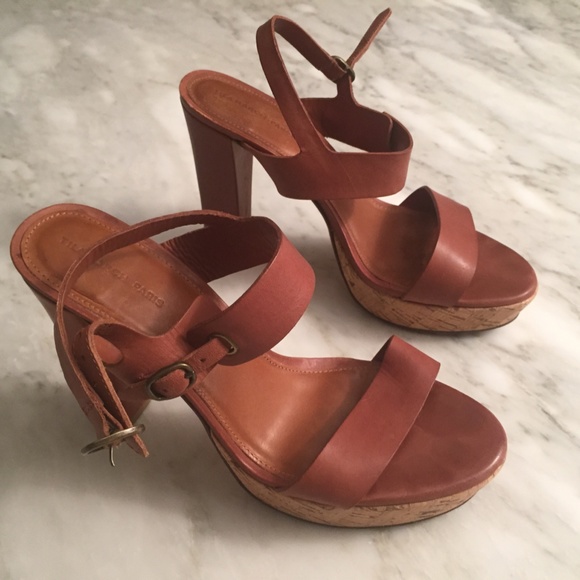 Tila March Sandal Strap and Buckle Vegatal in size 38 (8) - Picture 1 of 11